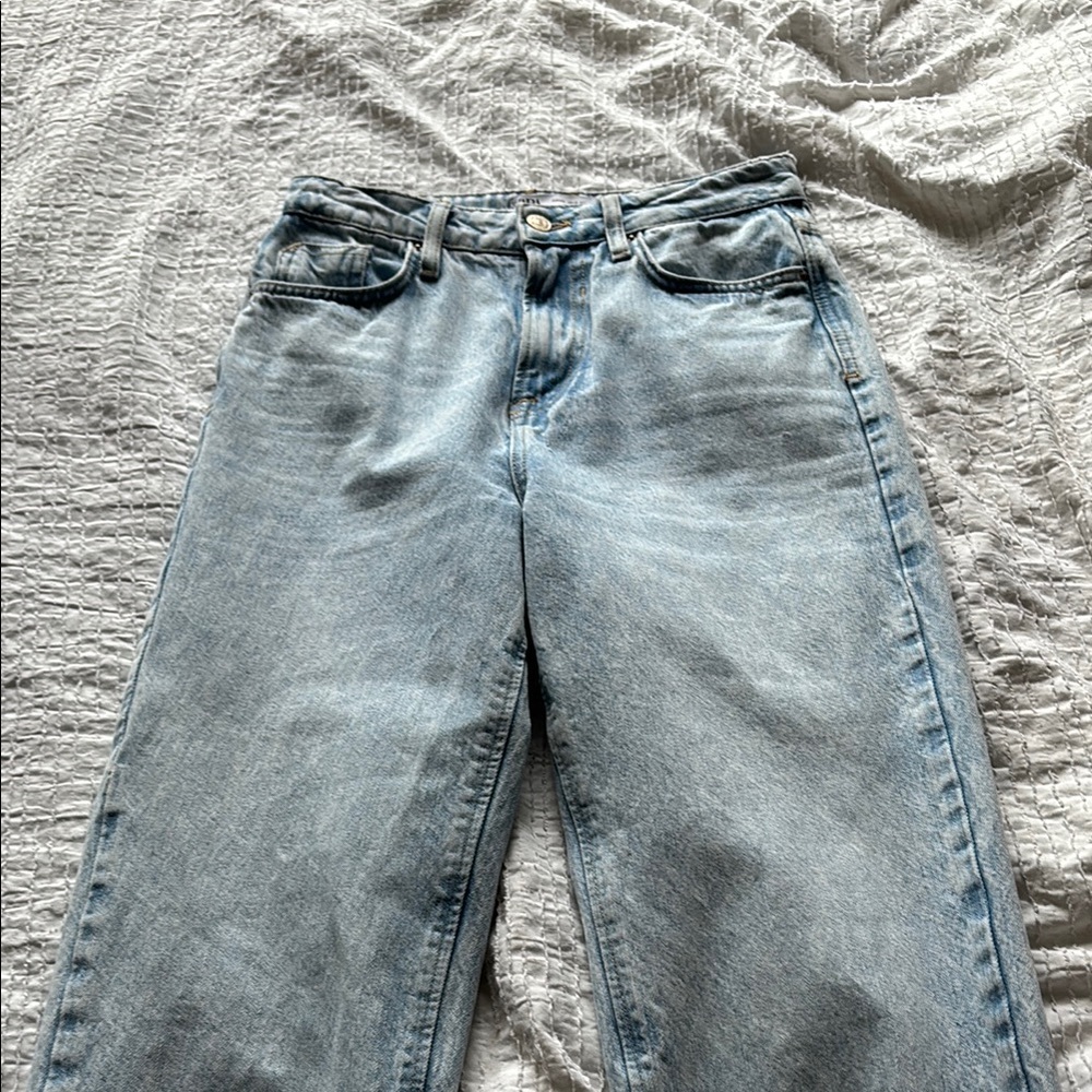 Zara Classic Light Blue Denim Jeans